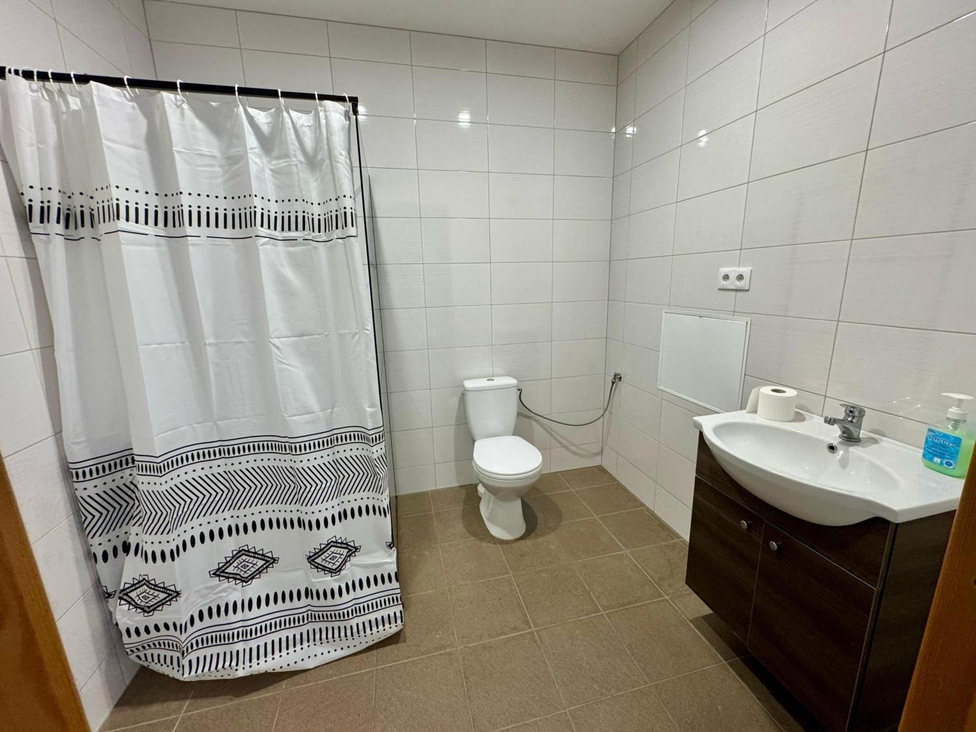 Sajutu Parka Hostelis Valmiera Eksteriør bilde